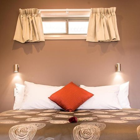 Broken Hill Outback Resort Buitenkant foto